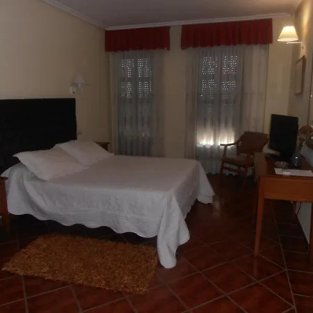 Hotel Canada Real *