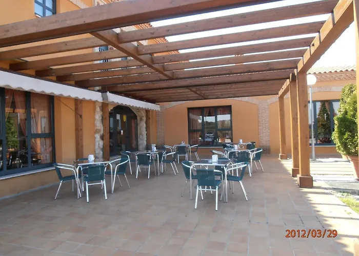 호텔 Canada Real 비얄판도